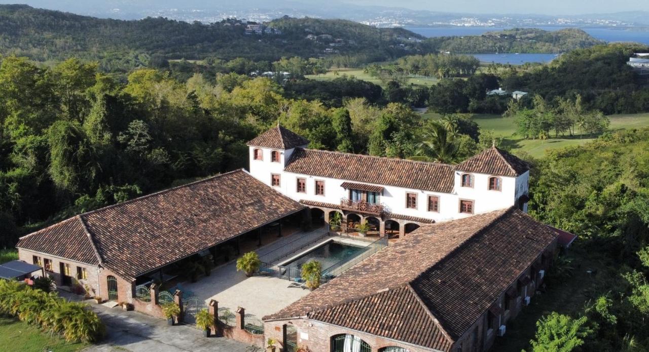 Domaine Du Chateau Les Trois-Ilets Exteriör bild